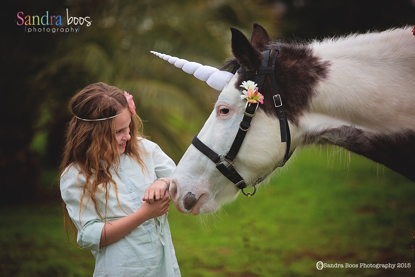 Contoured Natural-Look Unicorn Horn™ - Photo &copy; Sandra Boos Photography
